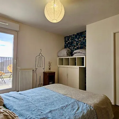 Penthouse Lumineux 20min Paris Et Avec 2 Balcons *